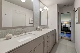 9333 Memorial Dr, Houston, TX 77024 - Photo 16