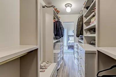 9333 Memorial Drive #413, Houston, TX 77024 - Photo 22