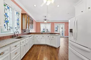 619 E 7th 1/2 St, Houston, TX 77007 - Photo 12