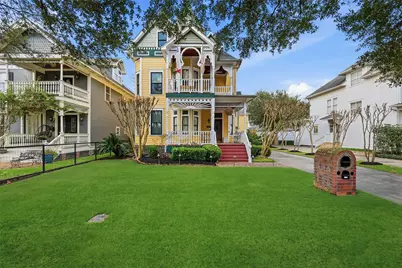619 E 7th 1/2 Street, Houston, TX 77007 - Photo 1
