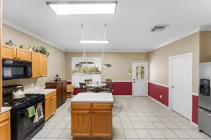 24219 Pinecreek Point, Spring, TX 77373 - Photo 18