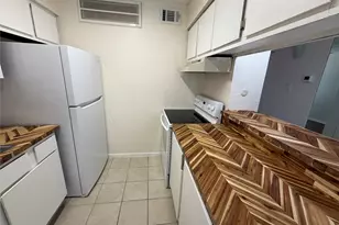1516 Bay Area Blvd, Houston, TX 77058 - Photo 6