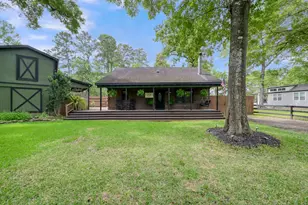 10716 N Lake Rd, Montgomery, TX 77316 - Photo 2