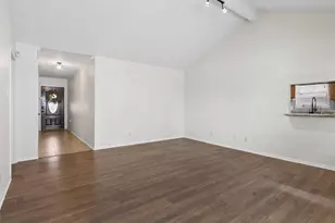 5914 Willowbend Blvd, Houston, TX 77096 - Photo 6