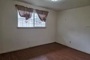 14423 Waterloo Dr, Houston, TX 77045 - Photo 18