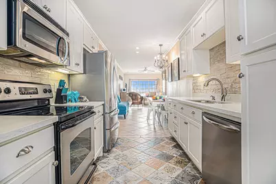 7000 Seawall Boulevard #1011, Galveston, TX 77551 - Photo 12