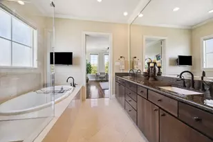 1305 W Bell St, Houston, TX 77019 - Photo 20