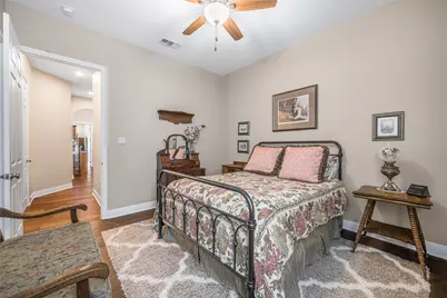 100 Kathleen Avenue, La Grange, TX 78945 - Photo 12