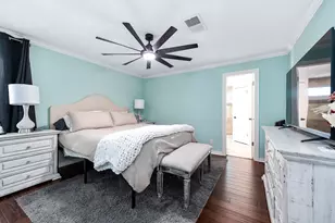 1114 W Castlewood Ave, Friendswood, TX 77546 - Photo 16