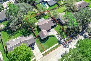 1114 W Castlewood Ave, Friendswood, TX 77546 - Photo 32