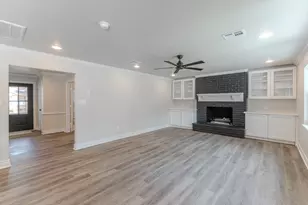 2206 Thousand Pines Dr, Kingwood, TX 77339 - Photo 8