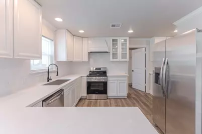 2206 Thousand Pines Drive, Kingwood, TX 77339 - Photo 12