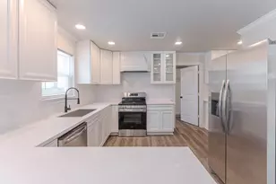 2206 Thousand Pines Dr, Kingwood, TX 77339 - Photo 12