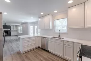 2206 Thousand Pines Dr, Kingwood, TX 77339 - Photo 14