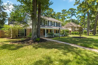 2206 Thousand Pines Drive, Kingwood, TX 77339 - Photo 2