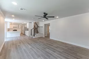 2206 Thousand Pines Dr, Kingwood, TX 77339 - Photo 8