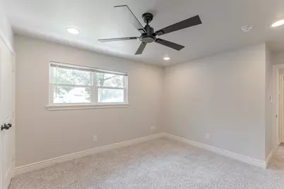 2206 Thousand Pines Drive, Kingwood, TX 77339 - Photo 36