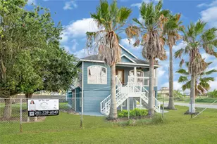 909 18th St, San Leon, TX 77539 - Photo 8