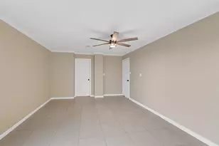 909 18th St, San Leon, TX 77539 - Photo 24