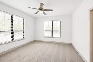 2222 Smith St, Houston, TX 77002 - Photo 8