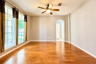 8418 Manassas Ln, Houston, TX 77083 - Photo 4