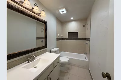 4750 Backenberry Drive, Friendswood, TX 77546 - Photo 16
