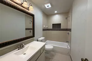 4750 Backenberry Dr, Friendswood, TX 77546 - Photo 16