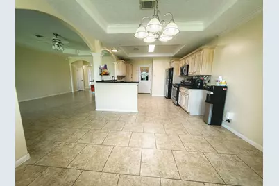 1102 N Shepherd Drive, Baytown, TX 77520 - Photo 6