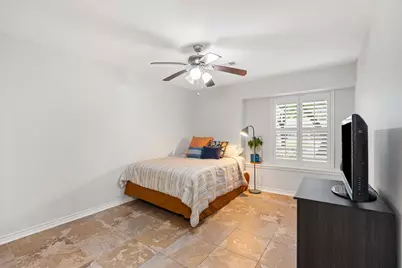 5658 Cartagena Street, Houston, TX 77035 - Photo 20