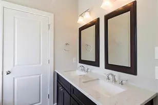 2805 Blodgett St, Houston, TX 77004 - Photo 8