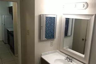 10075 Westpark Dr, Houston, TX 77042 - Photo 14
