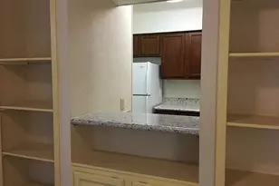 10075 Westpark Dr, Houston, TX 77042 - Photo 10