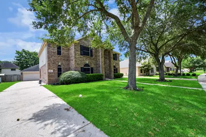 233 Rustic Oaks Drive, League City, TX 77573 - Photo 4