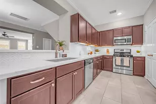 8118 Stoneyway Dr, Houston, TX 77040 - Photo 16