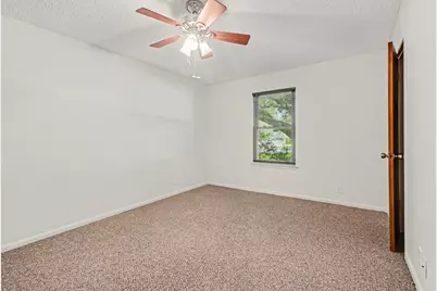 913 Cannan Drive, Angleton, TX 77515 - Photo 14