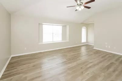 32034 Ashton Lane, Pinehurst, TX 77362 - Photo 10