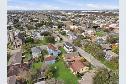 1104 36th Street, Galveston, TX 77550 - Photo 8