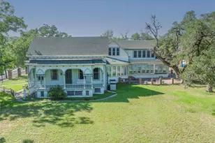 350 N Madison St, La Grange, TX 78945 - Photo 6