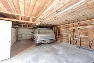 350 N Madison St, La Grange, TX 78945 - Photo 50