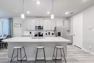 9908 Storehouse Dr, Houston, TX 77080 - Photo 6