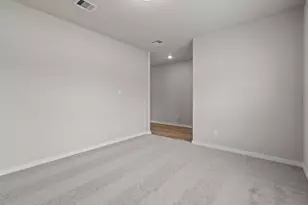 2425 E Heritage Dr, Dayton, TX 77535 - Photo 20