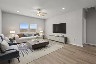 2425 E Heritage Dr, Dayton, TX 77535 - Photo 8