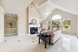 1818 Cross Spring Dr, Sugar Land, TX 77479 - Photo 10