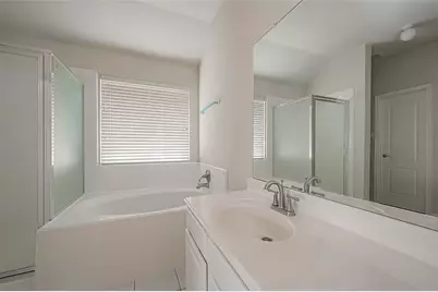 11814 Copperas Creek Drive, Sugar Land, TX 77498 - Photo 32