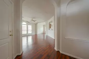 11814 Copperas Creek Dr, Sugar Land, TX 77498 - Photo 8