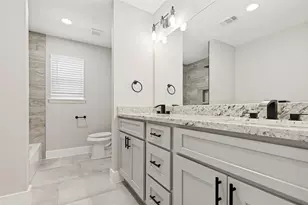 10903 Holly Springs Dr, Houston, TX 77042 - Photo 8