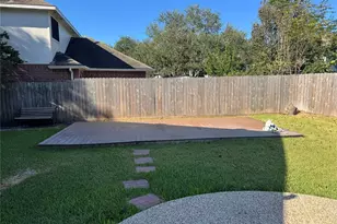 606 Oak Berry Dr, Kemah, TX 77565 - Photo 6