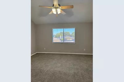 606 Oak Berry Drive, Kemah, TX 77565 - Photo 14