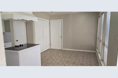 2207 Saint James Court, Missouri City, TX 77459 - Photo 2
