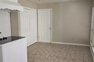 2207 St James Ct, Missouri City, TX 77459 - Photo 2